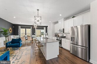 4733 Towne Park Rd in Hillcrest Heights, MD - Building Photo - Building Photo