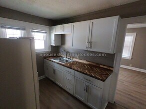 2020 Brookside Pkwy N Dr in Indianapolis, IN - Building Photo - Building Photo