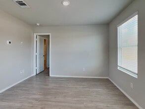 3342 Kornberg Dr in Converse, TX - Building Photo - Building Photo