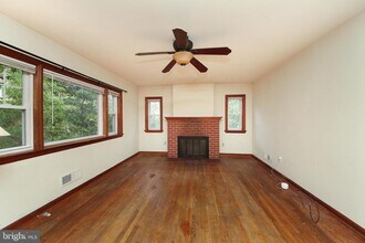 96 RIVER in Pipersville, PA - Building Photo - Building Photo