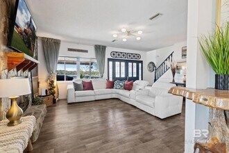 41997 Bayou Rd in Bay Minette, AL - Foto de edificio - Building Photo