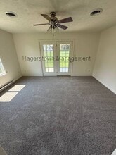 74 Homestead Dr in Greencastle, PA - Building Photo - Building Photo