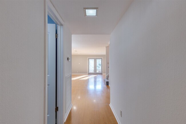 6339 Briar Rose Dr in Houston, TX - Building Photo - Building Photo