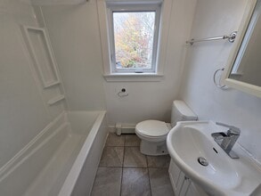 85 Evans Ave in Halifax, NS - Building Photo - Building Photo