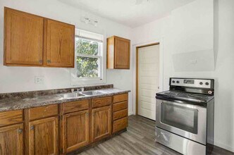 705 Forsythe St in Toledo, OH - Foto de edificio - Building Photo