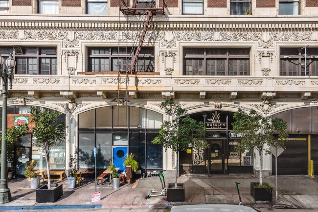Rosslyn Lofts Apartments in Los Angeles, CA - Building Photo - Building Photo