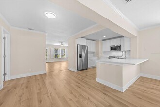 2026 Bayou Grande Blvd NE in St. Petersburg, FL - Building Photo - Building Photo