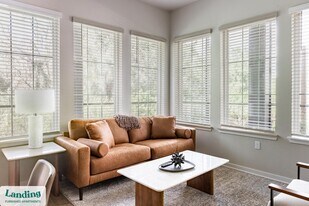 4902 Cosmos Cir in Wimauma, FL - Building Photo