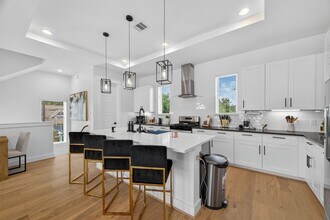 4806 Gano St in Houston, TX - Building Photo - Building Photo