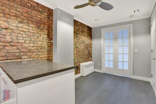 521 E 5th St, Unit 3B in New York, NY - Building Photo