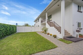 1702 S Ocean Blvd in Delray Beach, FL - Building Photo - Building Photo