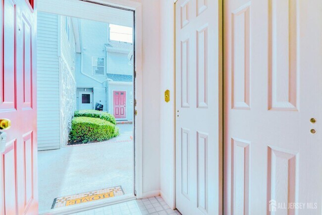 226 Bexley Ln in Piscataway, NJ - Building Photo - Building Photo