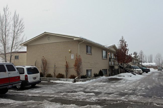 463-471 Hansen Ave in Idaho Falls, ID - Building Photo - Building Photo