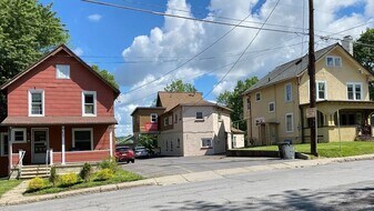 410 Hillview Plz, Unit 410AptB in Ithaca, NY - Building Photo