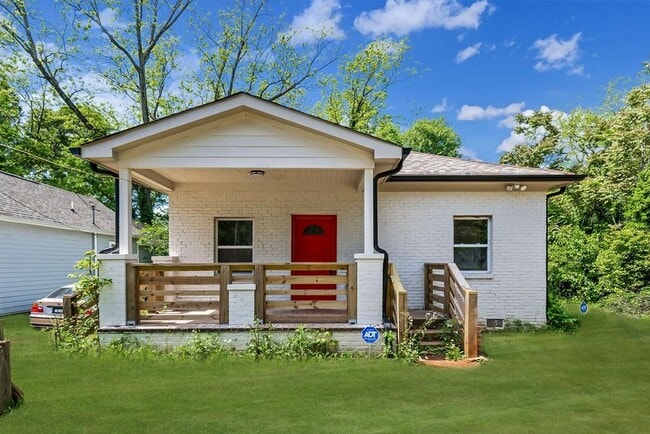 property at 141 McDonough Blvd SE