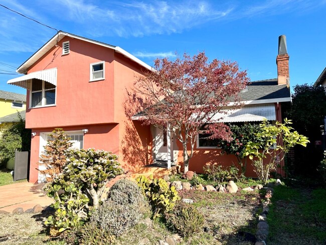 344 N Idaho St in San Mateo, CA - Building Photo - Building Photo