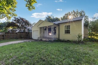 4933 S Detroit Ave in Tulsa, OK - Building Photo - Building Photo