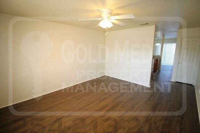 2807 Leroy Cir in Killeen, TX - Foto de edificio - Building Photo