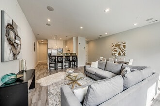 1154 W Ohio St in Chicago, IL - Foto de edificio - Building Photo