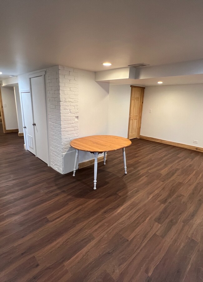 property at 913 Webster Ave