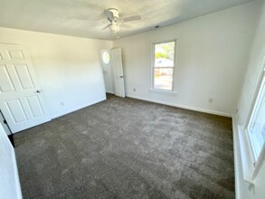 231 W Balview Ave, Unit B in Norfolk, VA - Building Photo - Building Photo