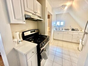 70 Roseland St in Somerville, MA - Building Photo - Building Photo