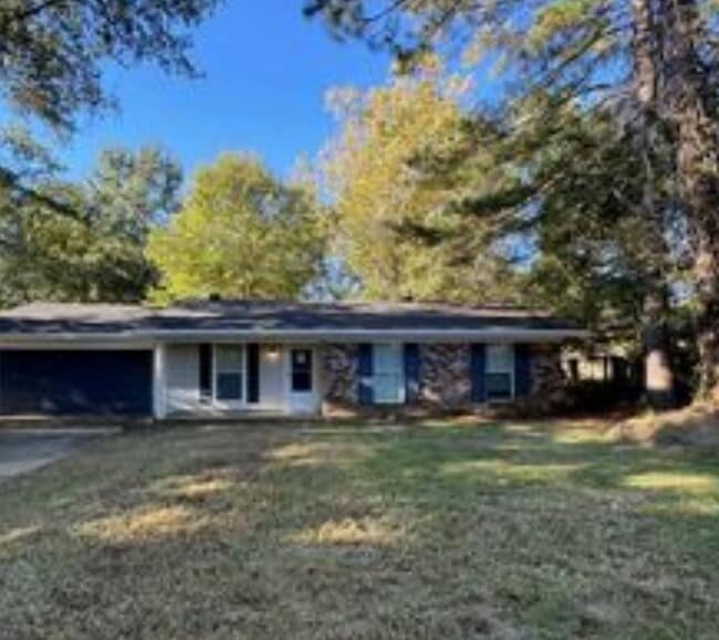 property at 1011 Fairway St
