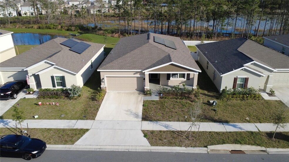 215 Brave Rd, Unit 204 in Davenport, FL - Building Photo