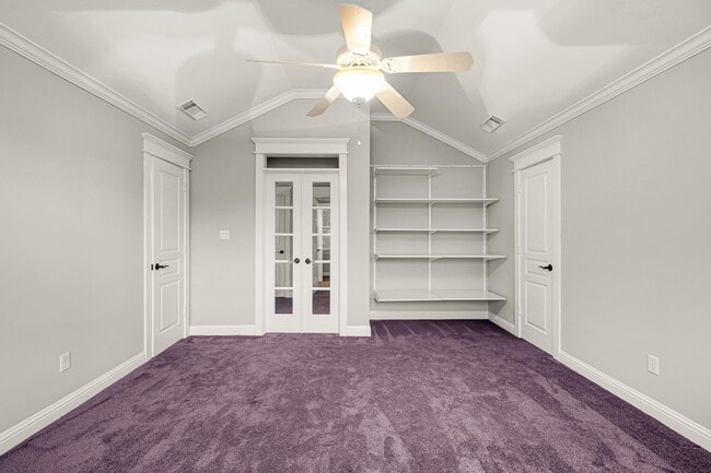 property at 1141 Louise St