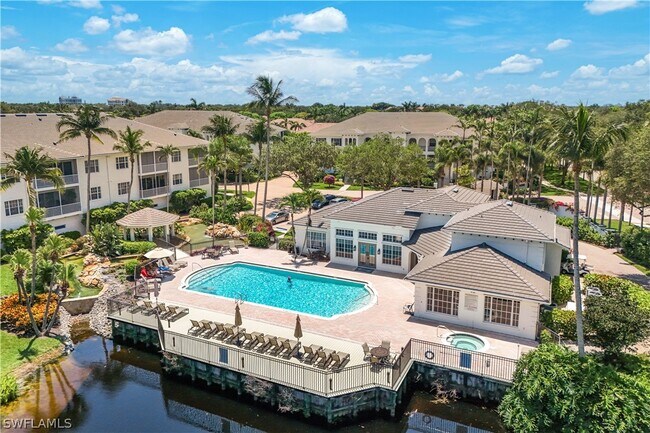 795 Bentwater Cir in Naples, FL - Building Photo - Building Photo