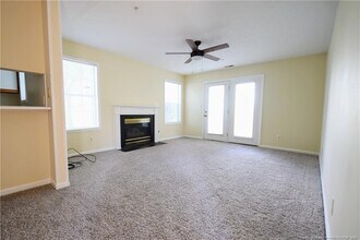 224 Waterdown Dr in Fayetteville, NC - Building Photo - Building Photo