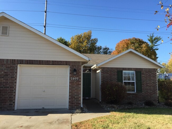 property at 2909 Russel Ct