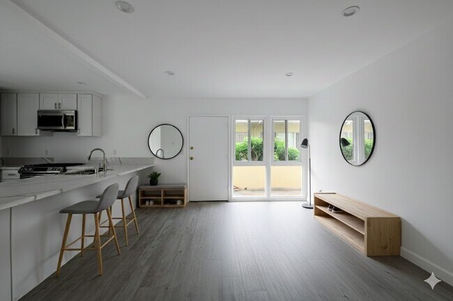 337 Rexford Dr-Unit -5 in Beverly Hills, CA - Foto de edificio - Building Photo