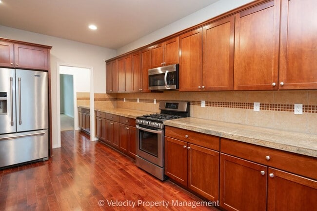 property at 60959 Snowberry Pl