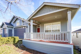 2385 N 4th St in Washougal, WA - Building Photo - Building Photo