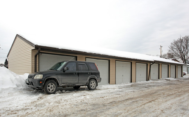 600 Hoyt Ave in St. Paul, MN - Building Photo - Building Photo