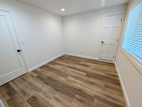 5261 Highland Ave, Unit A in Yorba Linda, CA - Building Photo - Building Photo