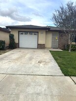 4340 N Delbert Ave in Fresno, CA - Building Photo