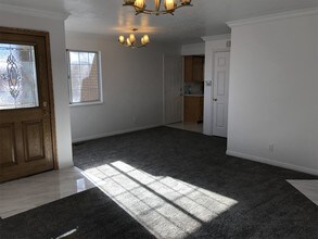 519 E 3195 S in South Salt Lake, UT - Building Photo - Building Photo