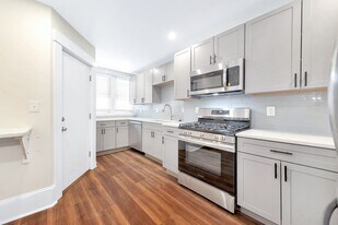 107 School St in Boston, MA - Building Photo