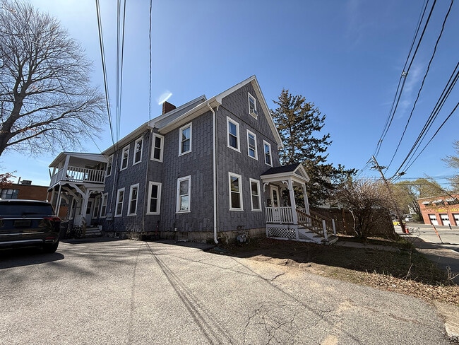 150 Franklin St, Unit 1, Unit 1