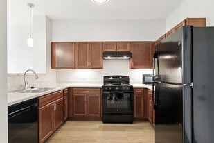 Starling Senior Apartments in Lake Villa, IL - Building Photo