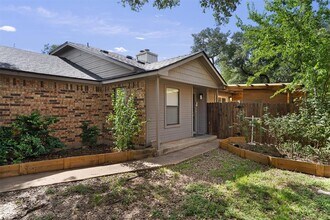 2602 Alcott Ln in Austin, TX - Building Photo - Building Photo