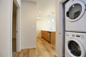 Soren Apartments in Seattle, WA - Building Photo - Interior Photo