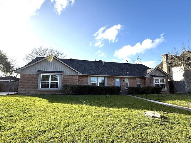 301 Old Bayou Dr