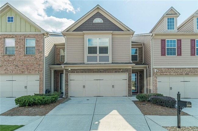 property at 3328 Sardis Bend Dr