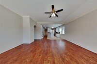 13004 Southern Creek Dr in Pearland, TX - Foto de edificio - Building Photo