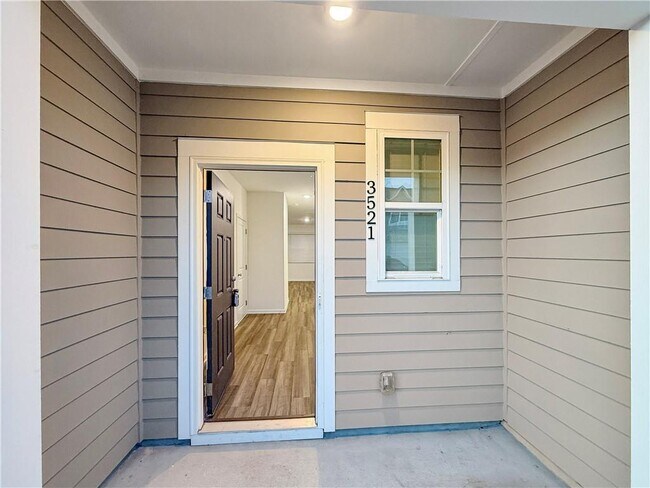 3521 Condor Ct in Atlanta, GA - Building Photo - Building Photo