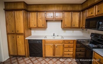 5807 2nd St in Lubbock, TX - Building Photo - Building Photo
