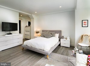1810 Rittenhouse Square-Unit -613 in Philadelphia, PA - Building Photo - Building Photo